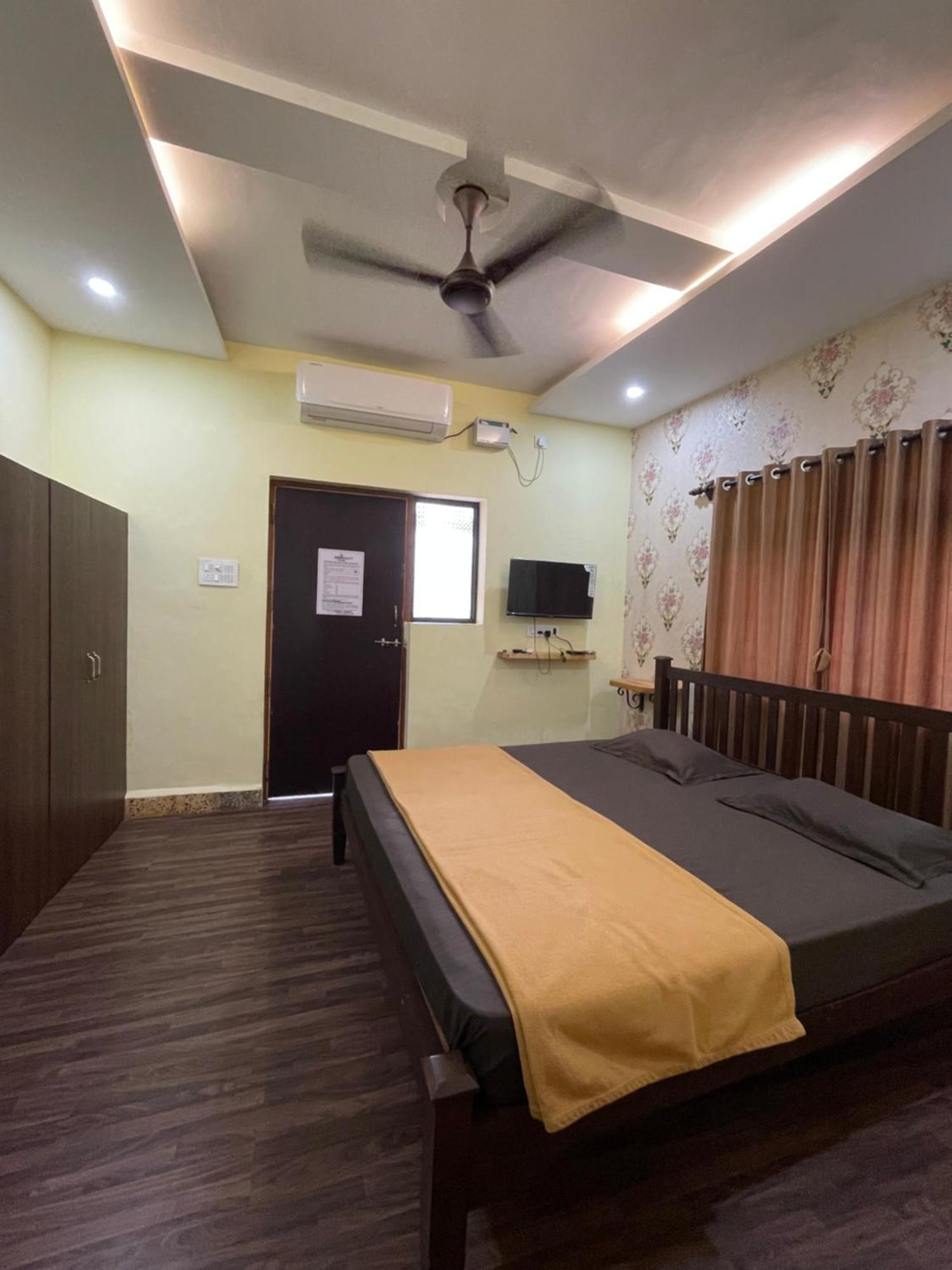 Dhruv Guest House Calangute Exterior photo